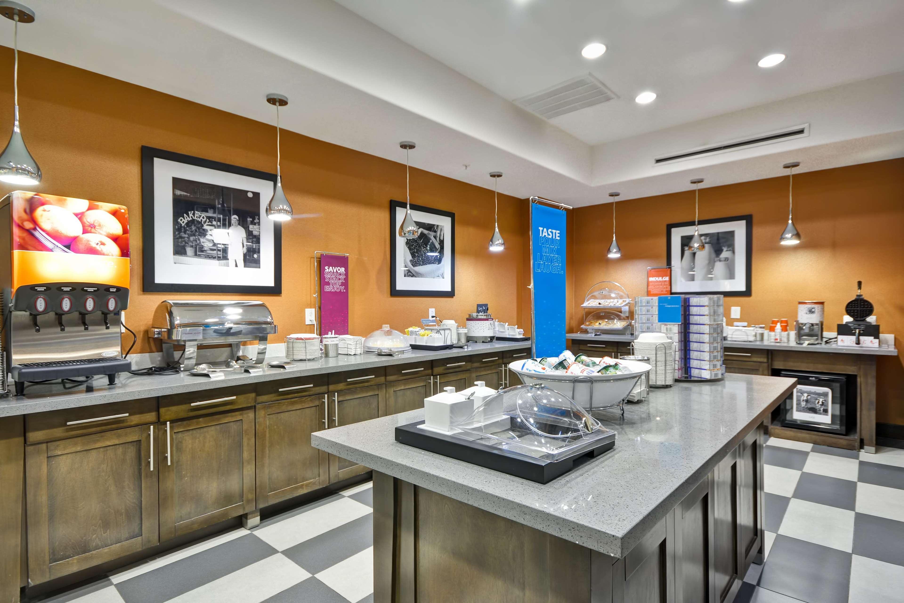 Hampton Inn Kenedy Kültér fotó